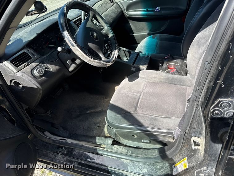 image for item ET1697 2012 Chevrolet Impala Police Cruiser 