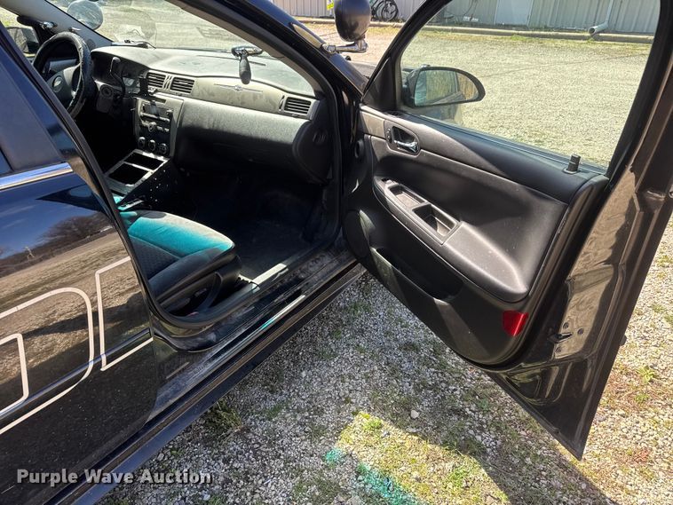 image for item ET1697 2012 Chevrolet Impala Police Cruiser 