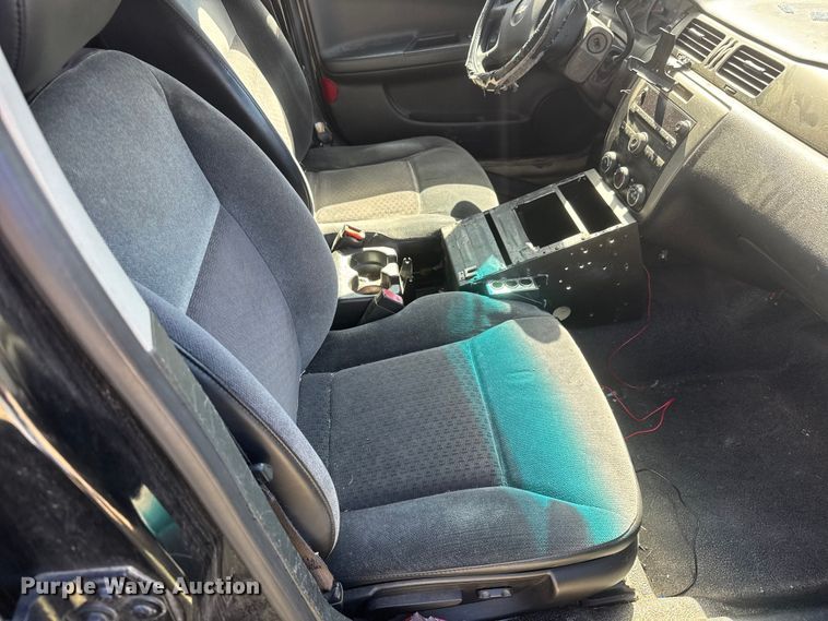 image for item ET1697 2012 Chevrolet Impala Police Cruiser 