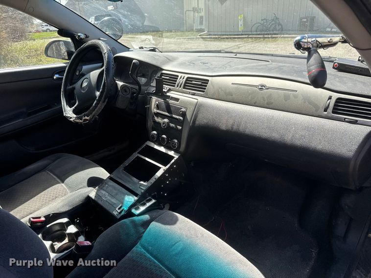 image for item ET1697 2012 Chevrolet Impala Police Cruiser 