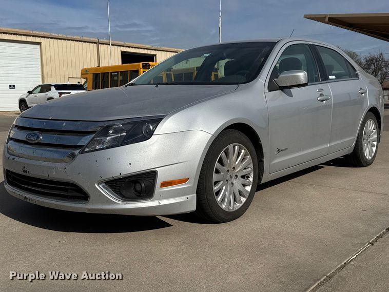 image for item ET1715 2010 Ford Fusion 