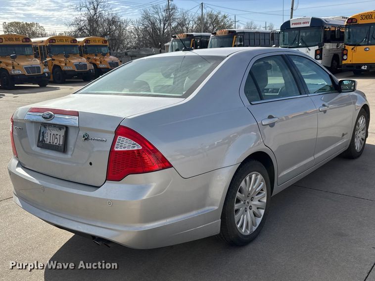 image for item ET1715 2010 Ford Fusion 