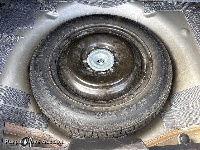 image for item ET1715 2010 Ford Fusion 