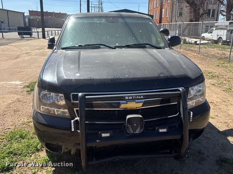image for item ET1744 2013 Chevrolet Tahoe Police SUV