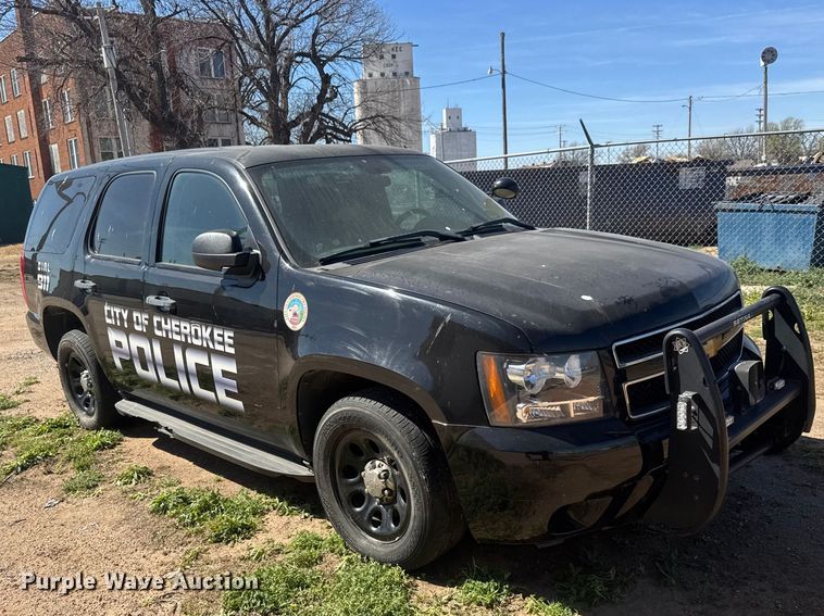 image for item ET1744 2013 Chevrolet Tahoe Police SUV