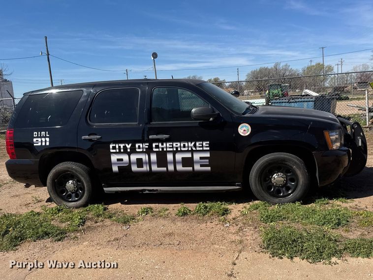 image for item ET1744 2013 Chevrolet Tahoe Police SUV
