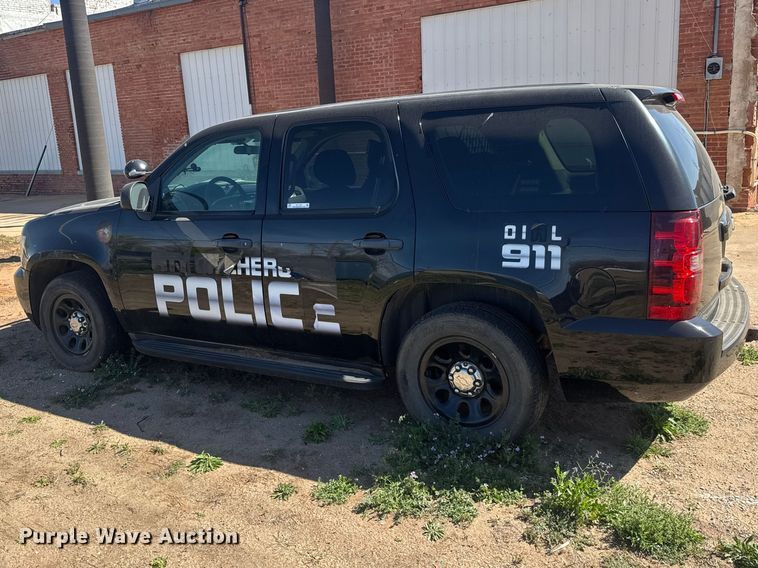 image for item ET1744 2013 Chevrolet Tahoe Police SUV