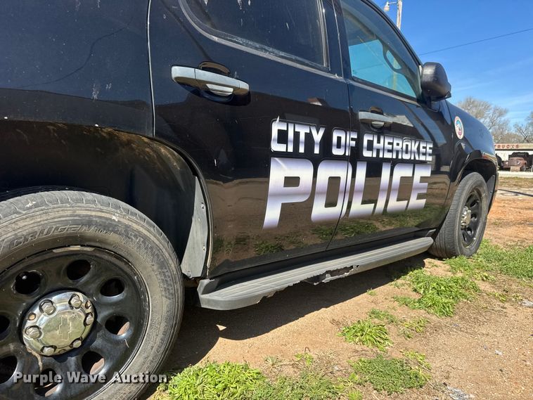 image for item ET1744 2013 Chevrolet Tahoe Police SUV