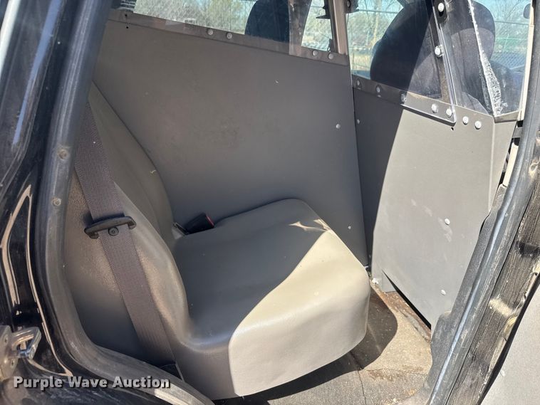 image for item ET1744 2013 Chevrolet Tahoe Police SUV