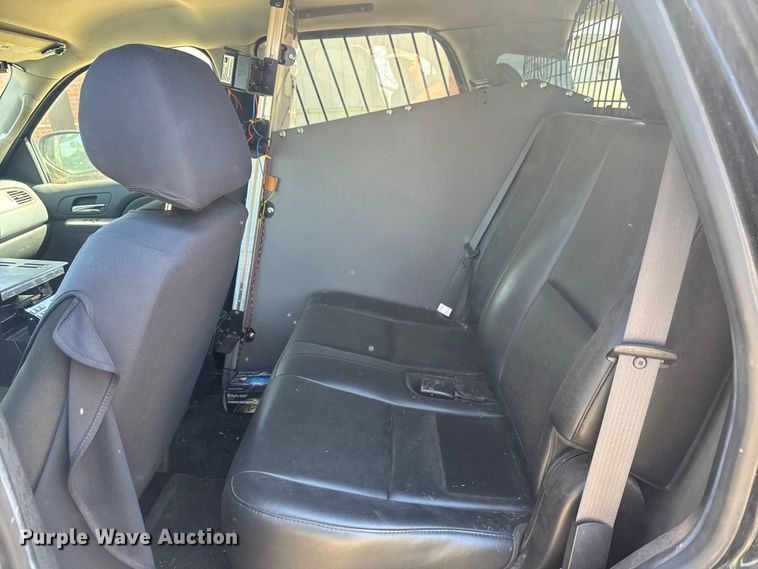 image for item ET1744 2013 Chevrolet Tahoe Police SUV