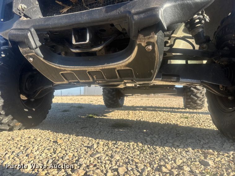 image for item ET1795 2012 John Deere Gator 825 utility vehicle