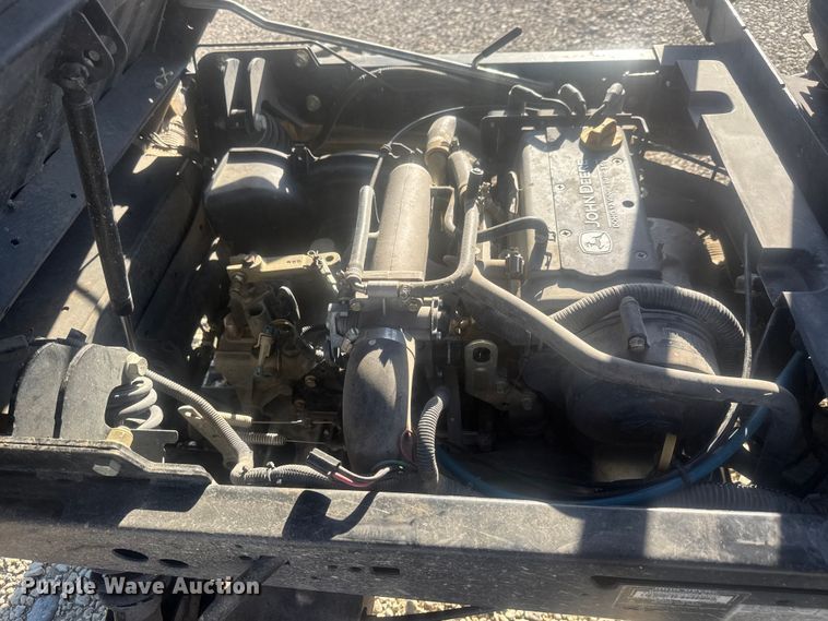 image for item ET1795 2012 John Deere Gator 825 utility vehicle