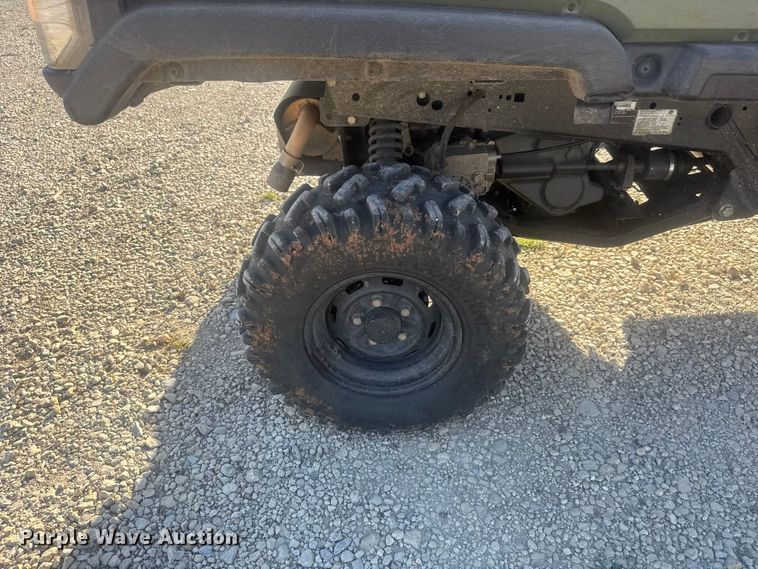 image for item ET1795 2012 John Deere Gator 825 utility vehicle