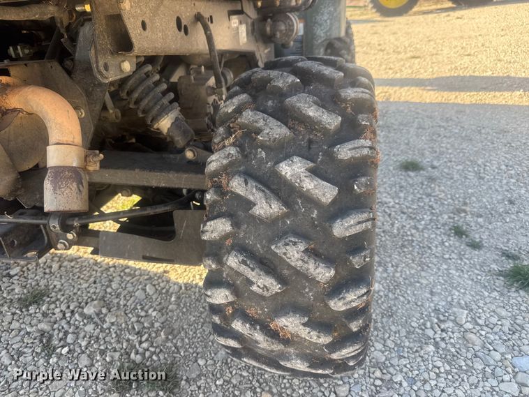 image for item ET1795 2012 John Deere Gator 825 utility vehicle