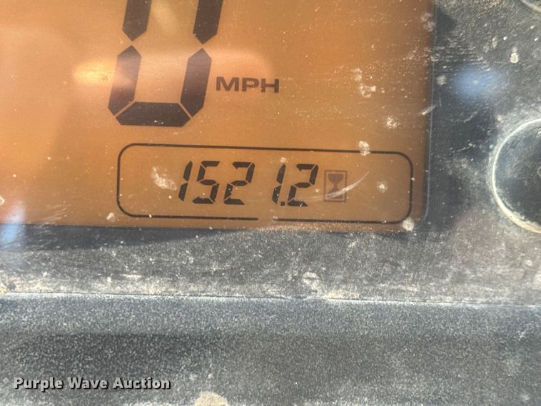 image for item ET1795 2012 John Deere Gator 825 utility vehicle