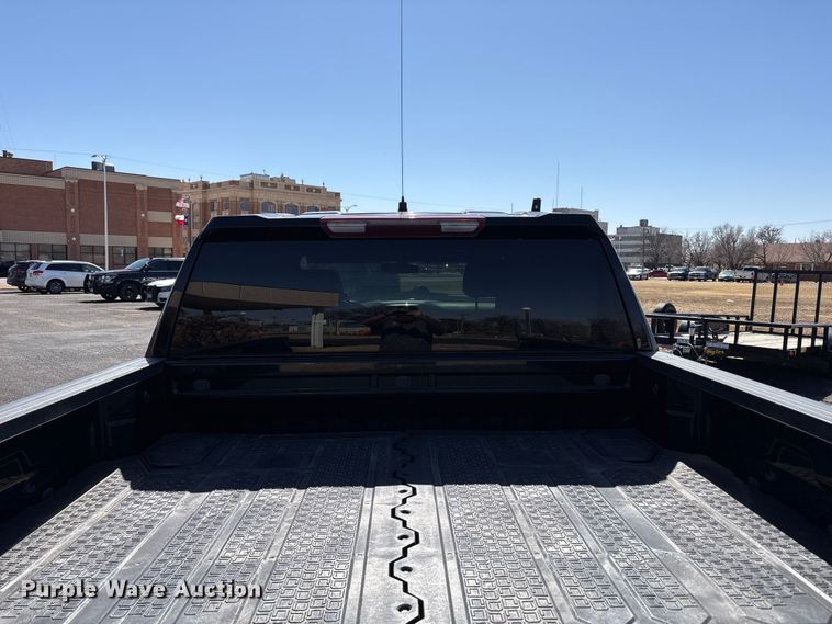 image for item EU4996 2021 Chevrolet Silverado 1500 Crew Cab pickup truck