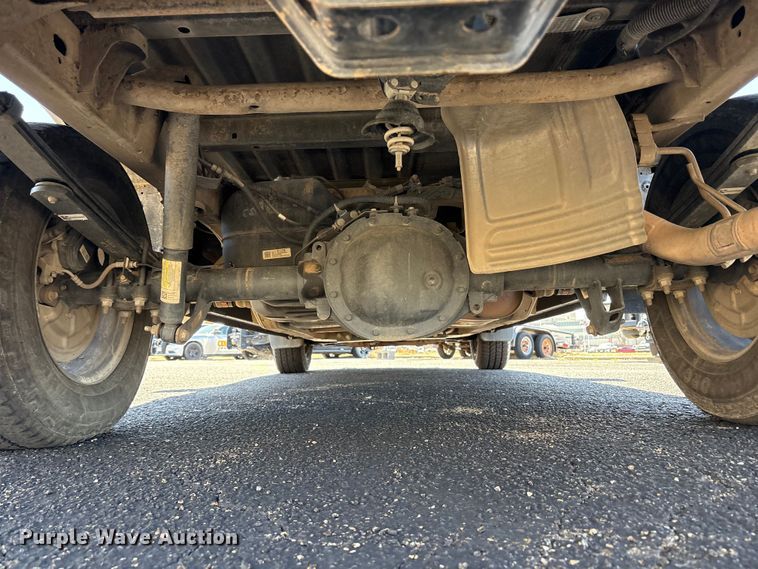 image for item EU4996 2021 Chevrolet Silverado 1500 Crew Cab pickup truck