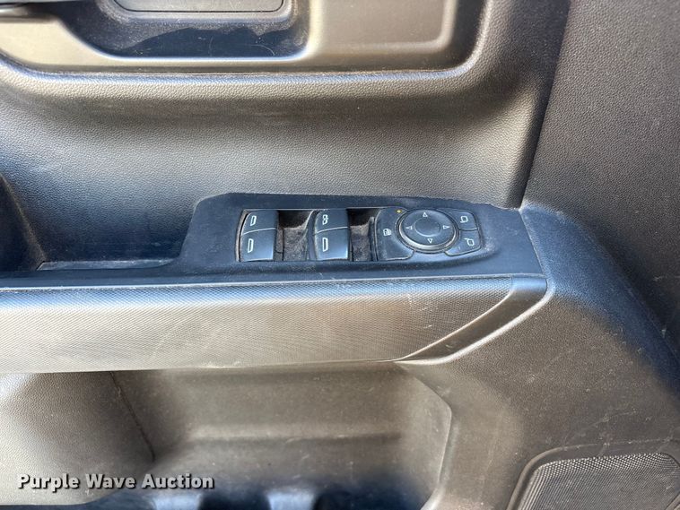 image for item EU4996 2021 Chevrolet Silverado 1500 Crew Cab pickup truck