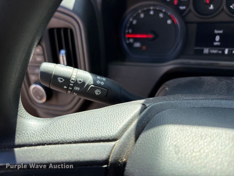 image for item EU4996 2021 Chevrolet Silverado 1500 Crew Cab pickup truck