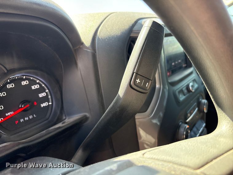 image for item EU4996 2021 Chevrolet Silverado 1500 Crew Cab pickup truck