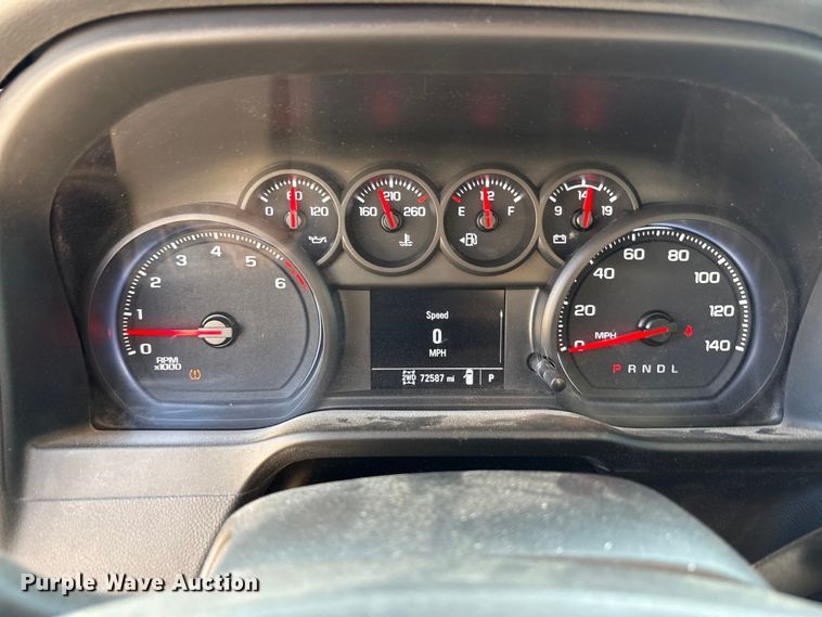 image for item EU4996 2021 Chevrolet Silverado 1500 Crew Cab pickup truck