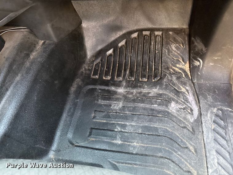 image for item EU4996 2021 Chevrolet Silverado 1500 Crew Cab pickup truck