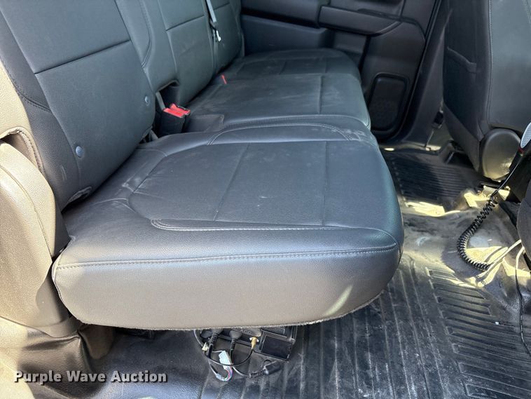 image for item EU4996 2021 Chevrolet Silverado 1500 Crew Cab pickup truck