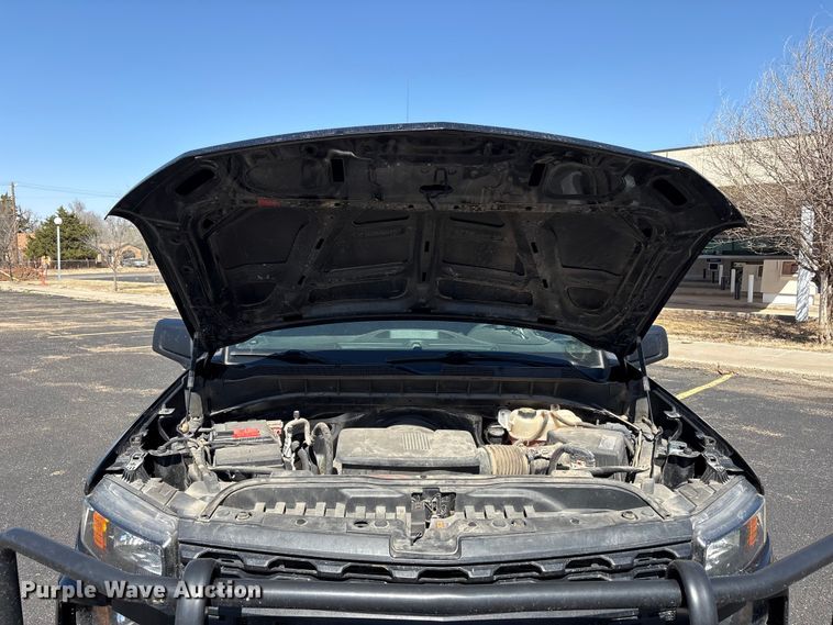 image for item EU4996 2021 Chevrolet Silverado 1500 Crew Cab pickup truck