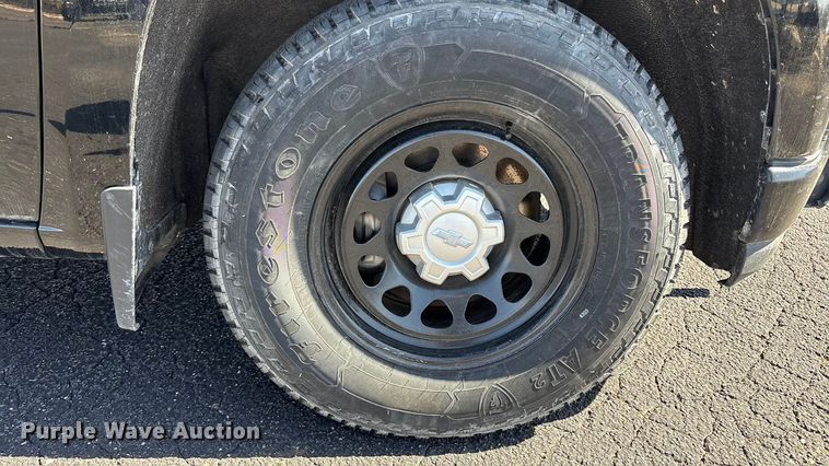 image for item EU4996 2021 Chevrolet Silverado 1500 Crew Cab pickup truck