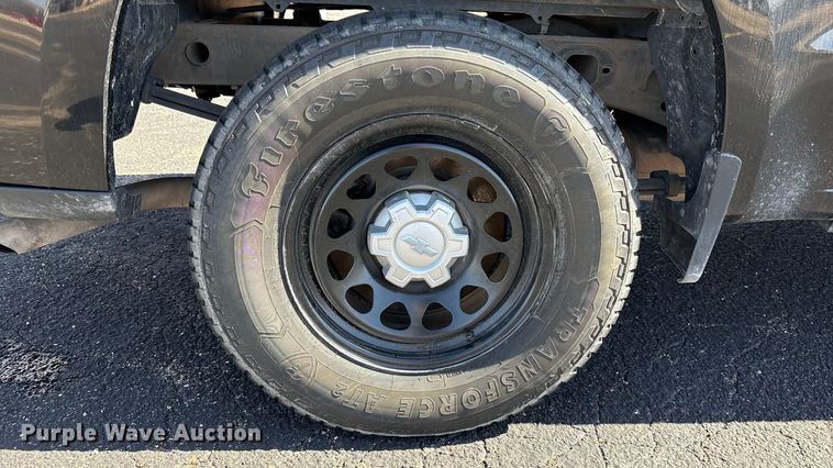 image for item EU4996 2021 Chevrolet Silverado 1500 Crew Cab pickup truck