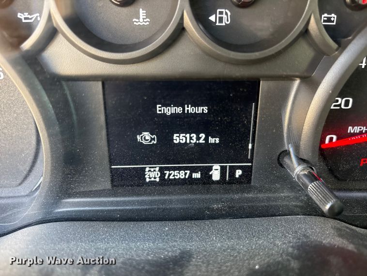 image for item EU4996 2021 Chevrolet Silverado 1500 Crew Cab pickup truck