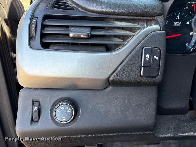 image for item EU4999 2020 Chevrolet Tahoe Police SUV