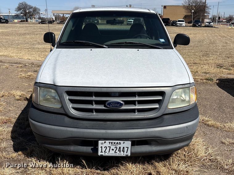 image for item EU5001 2003 Ford F150 Ext. Cab pickup truck