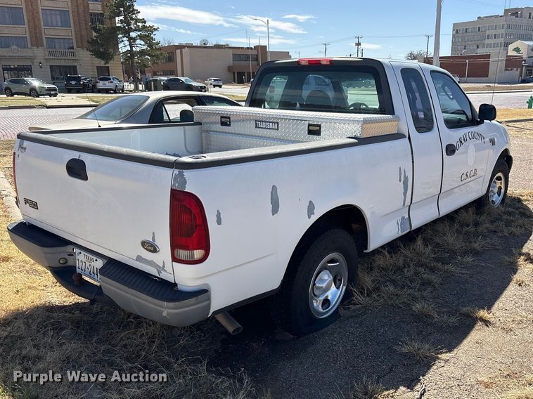 image for item EU5001 2003 Ford F150 Ext. Cab pickup truck