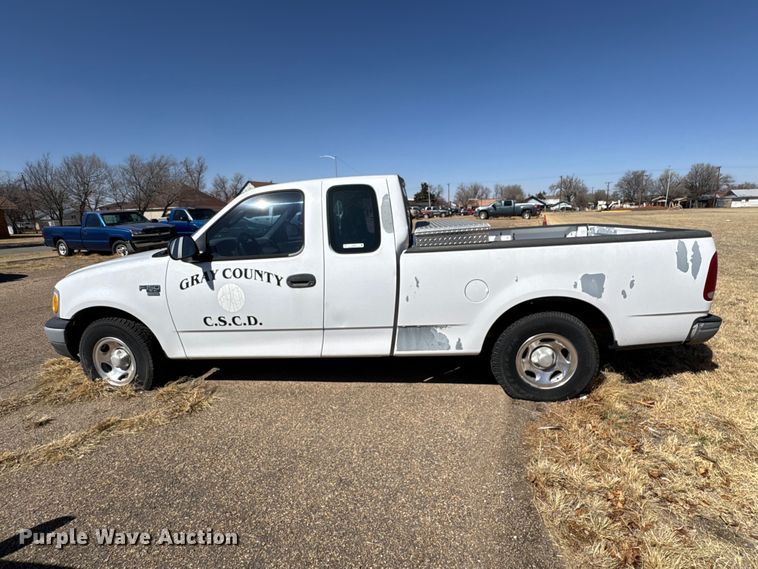 image for item EU5001 2003 Ford F150 Ext. Cab pickup truck