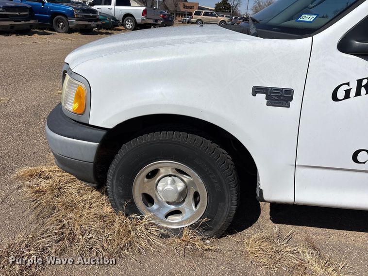 image for item EU5001 2003 Ford F150 Ext. Cab pickup truck