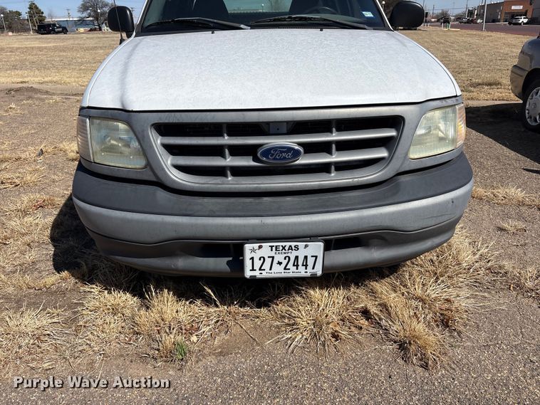 image for item EU5001 2003 Ford F150 Ext. Cab pickup truck