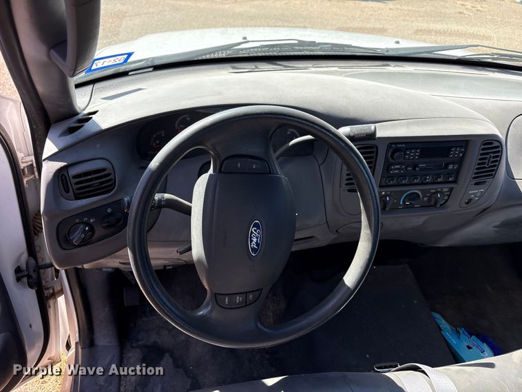 image for item EU5001 2003 Ford F150 Ext. Cab pickup truck