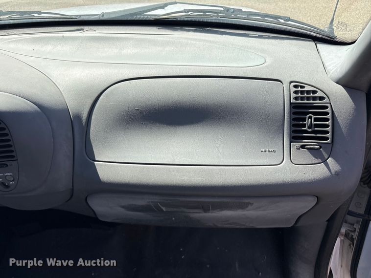 image for item EU5001 2003 Ford F150 Ext. Cab pickup truck