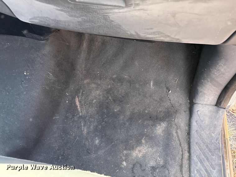 image for item EU5001 2003 Ford F150 Ext. Cab pickup truck