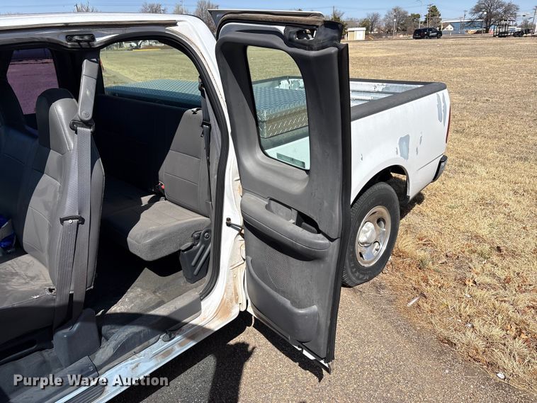 image for item EU5001 2003 Ford F150 Ext. Cab pickup truck