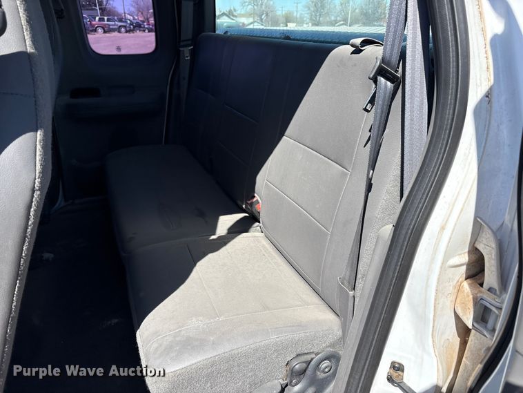 image for item EU5001 2003 Ford F150 Ext. Cab pickup truck