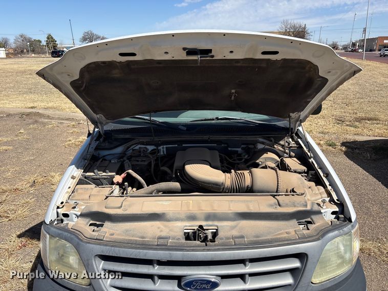 image for item EU5001 2003 Ford F150 Ext. Cab pickup truck