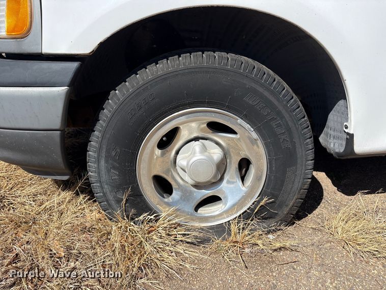 image for item EU5001 2003 Ford F150 Ext. Cab pickup truck