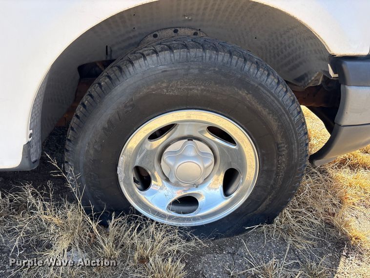 image for item EU5001 2003 Ford F150 Ext. Cab pickup truck