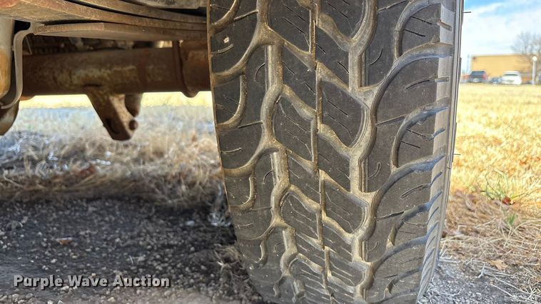 image for item EU5001 2003 Ford F150 Ext. Cab pickup truck