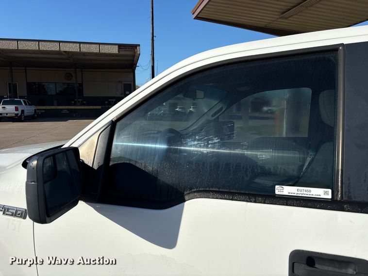 image for item EU7450 2011 Ford F150 Crew Cab pickup truck