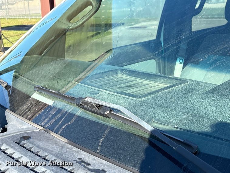 image for item EU7450 2011 Ford F150 Crew Cab pickup truck