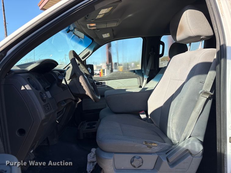 image for item EU7450 2011 Ford F150 Crew Cab pickup truck