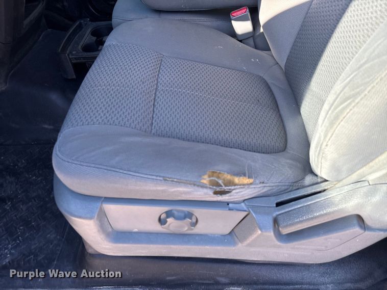 image for item EU7450 2011 Ford F150 Crew Cab pickup truck